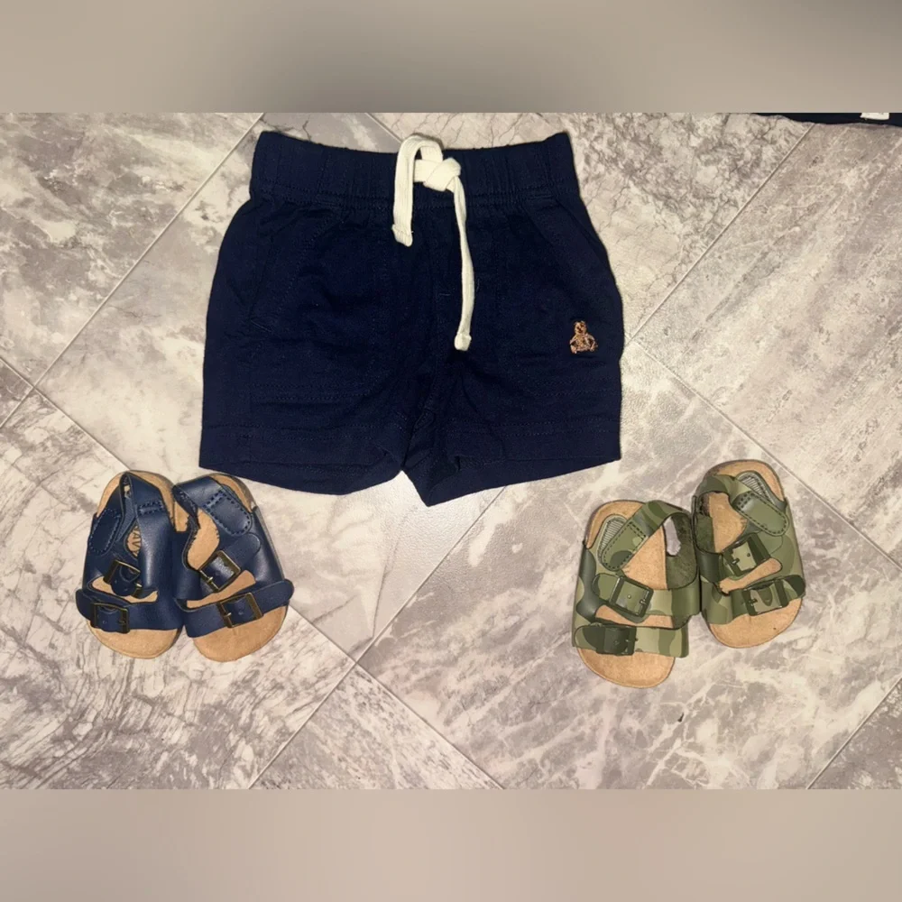 Baby Gap Boys 0-3M Clothing & Sandal Bundle 5 Piece Set